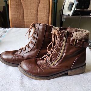 Sarah Jayne Brown Lace-Up Ankle Boots with Knit Cuff